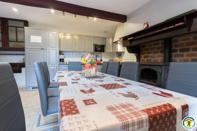 31G101201-acffc1e0aa6645c18986dd2663b0f4a8