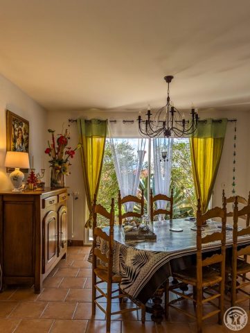 31G101202-4d61665389064abe944e00a59c7915e0