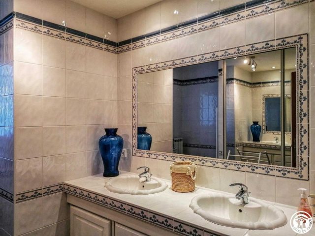 31G101202-69edbbc5701f4f129a694d6e7a9452cb