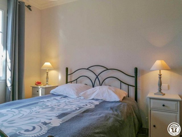 31G101202-7db7e5de74fc4a48ab6184d163e3c200