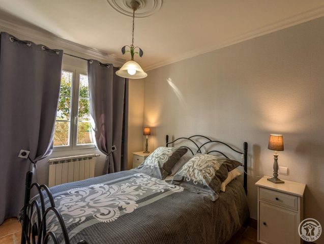 31G101202-bd9edd2dc4784f92988d40ea3d0474ae