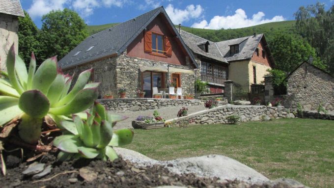 31G101218-27f72c356a124722848cca616faa0fd2