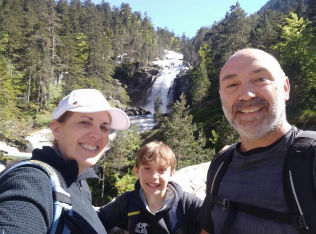 31G101218-37289401722d487f9c9edf02f7e3ea1e