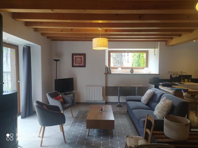 31G101218-705b077bd2f04a7dbaefd0611bc7e6d6