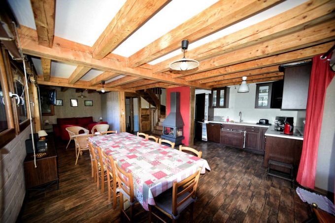 31G101242-e240f7df9072482bbb161f318da36197