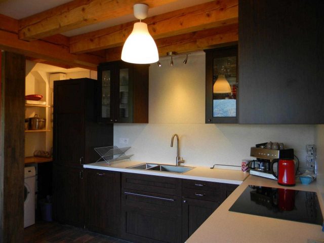 31G101242-fd938c48780a489e8dc3eee44e8d0c2d