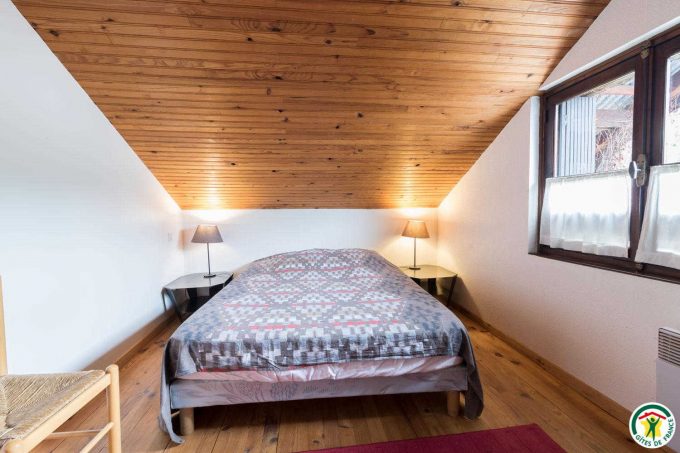 31G101247-1c42b357f01e4258887b071df35e64e6