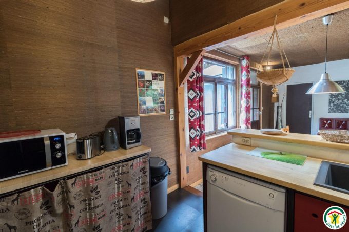 31G101247-3ab787a19ca540098535acd462ce69bc