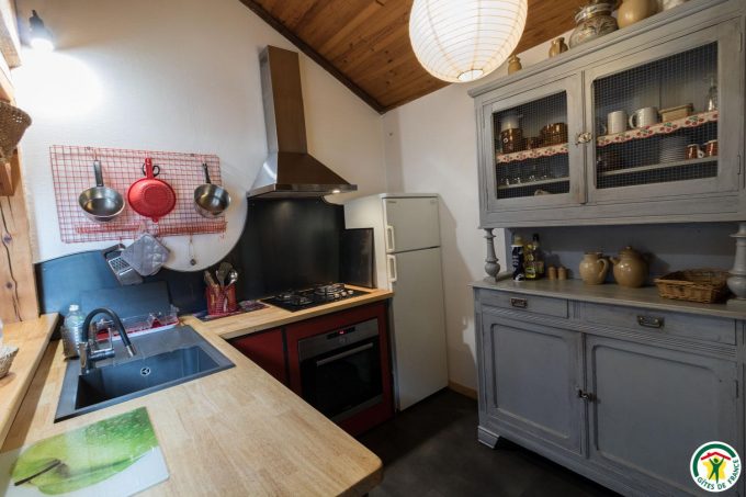 31G101247-603a15503175425d9d6b86fbbc1cd15c