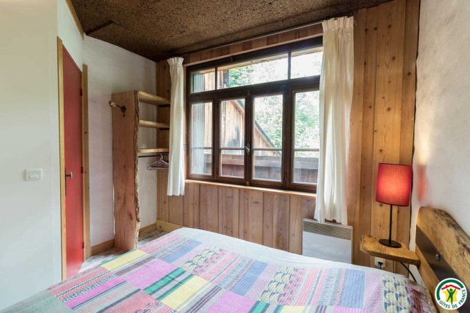 31G101247-febdd082abb84e0891ed636b1042c288