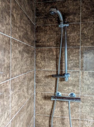 31G101249-be428dede40843e5a3e5788fb46001c0