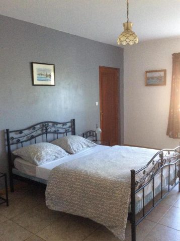 31G101281-3f027f1bb09d4c5aa0cbecd18d08e1c7