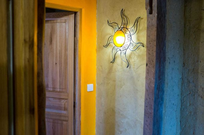 31G101284-4a6c933ae6704c208324290c8bbca6d1