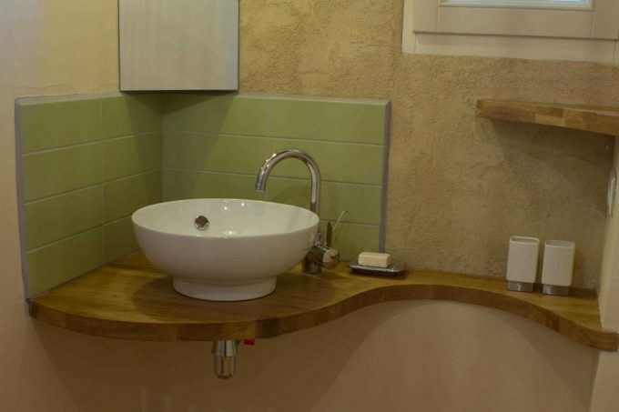 31G101284-7d63d5ba6c054e1391554397a00e1ff2