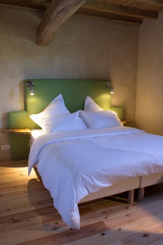 31G101284-7d7a9354c64c43e98f6c57dd324f7fd7