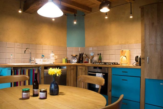 31G101284-a04173def6c74dcfb06276a28932a53e