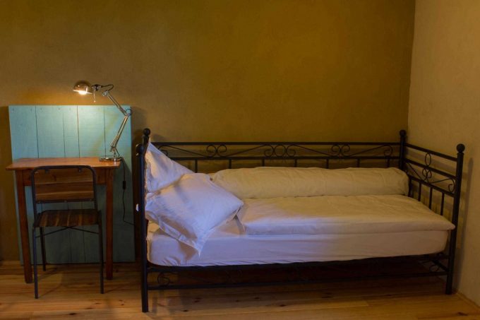 31G101284-e22fe93a4d9747729f723b4a18e68a26