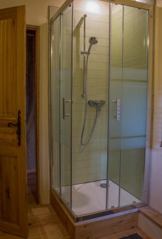 31G101284-ee0e4992bf204ac3aa4072ab19f6b148