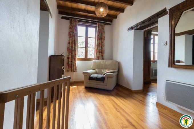 31G101297-5bff8a7aff164e8383cf7de963497fca