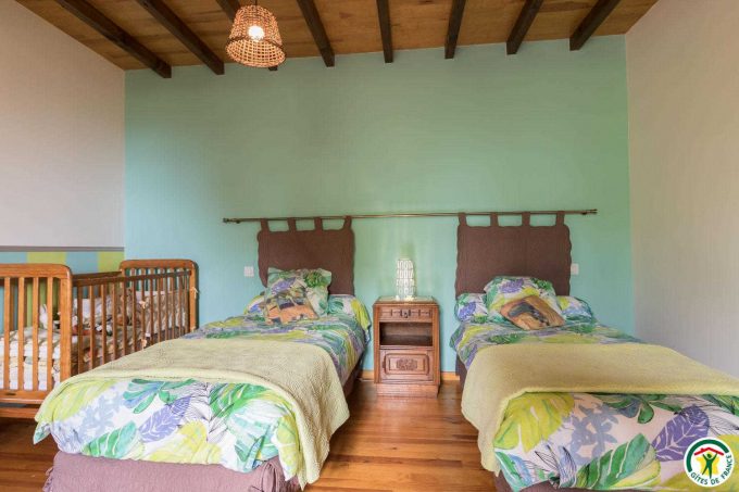 31G101297-fc16f11ddd264642a9526ca581e01ec3