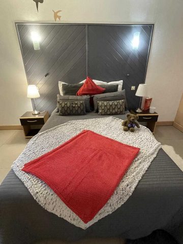 31G101336-09a1f7858fa5432bb886635a335d8385