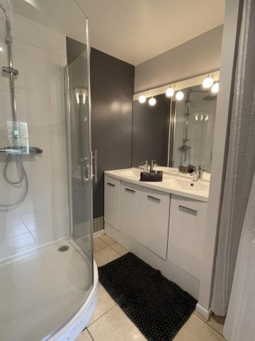 31G101336-2103bcbd0f20425fac3136e85eed22b3