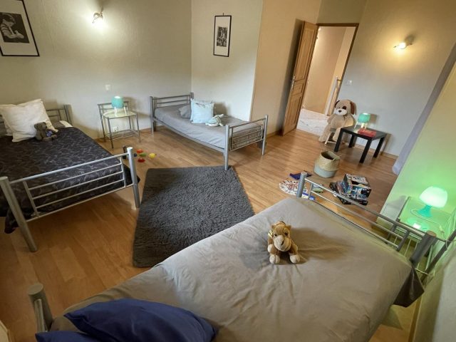 31G101337-d342db460d8545fdbbc7311d18289ff3