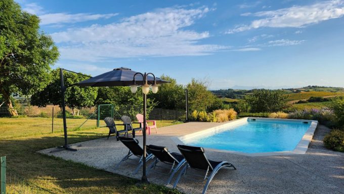 31G101342-18f6fe2b2f0d43da8d838f0500e97a05