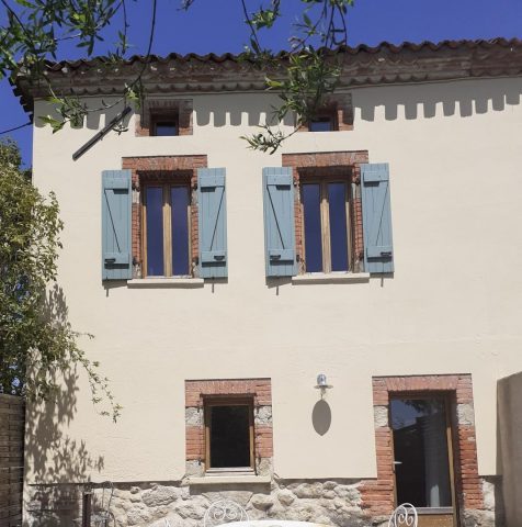 31G101342-2722385f0d44449483b46a95bc1581bd