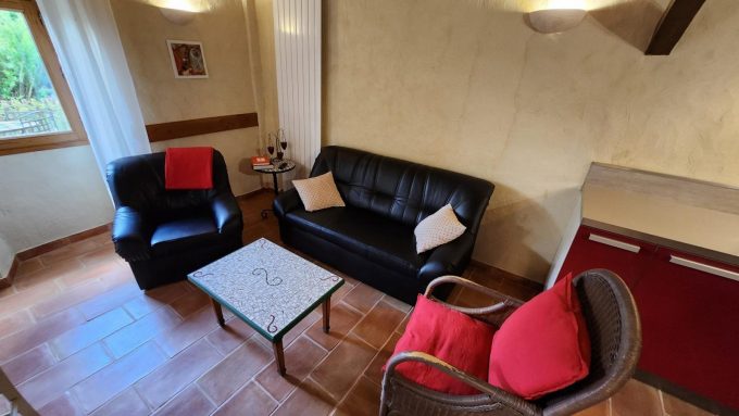 31G101342-f1e103a5a3fb4e1f8238098fb4bb1afe