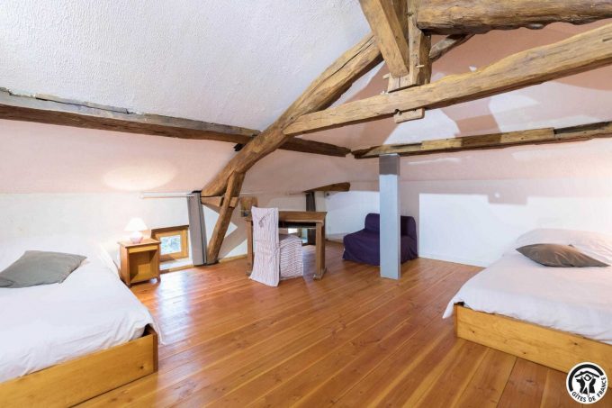 31G101342-f3734dab798645169240021da47d8c1e