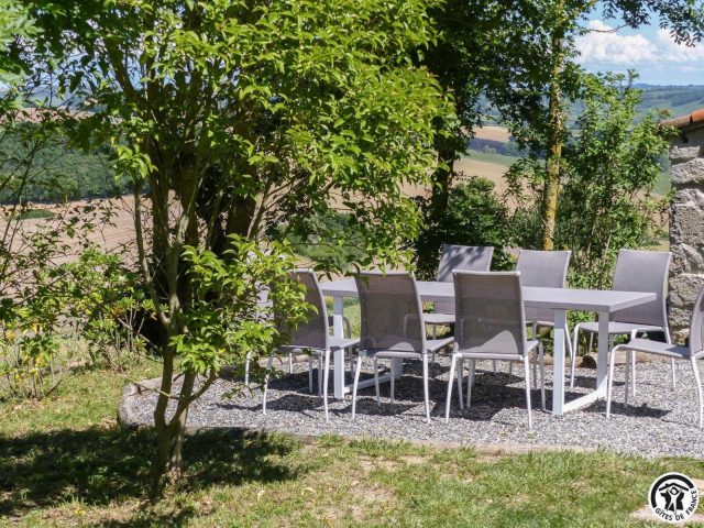 31G101343-17dbd9f4bab04c39a2439acea686889d