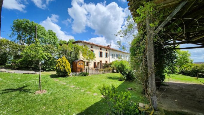 31G101343-be2353f609204b1b825ac727d7ce6768