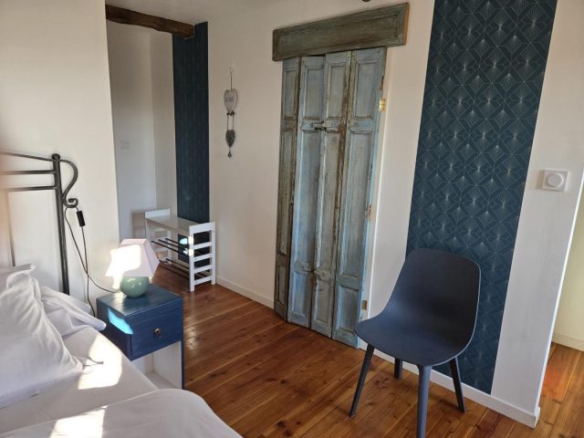 31G101343-f67c4b2474b746eb8f58a222d32842fd