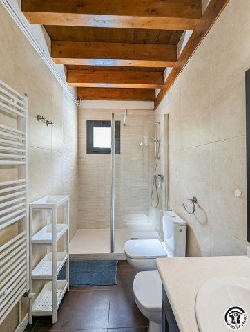 31G101360-4a65d4d4e87b47e4a1335eca8a12c411