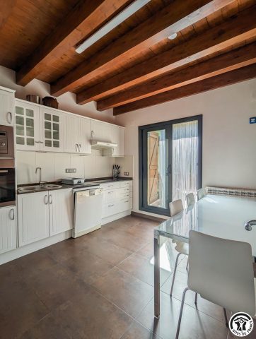 31G101360-4d337ce93fe54ad49a40655f3a74c51c