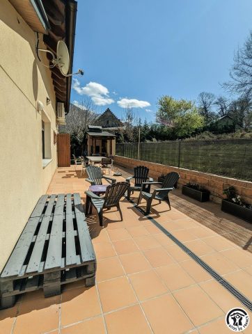 31G101360-84b5faa6ecde48a19d55e8e654b00995