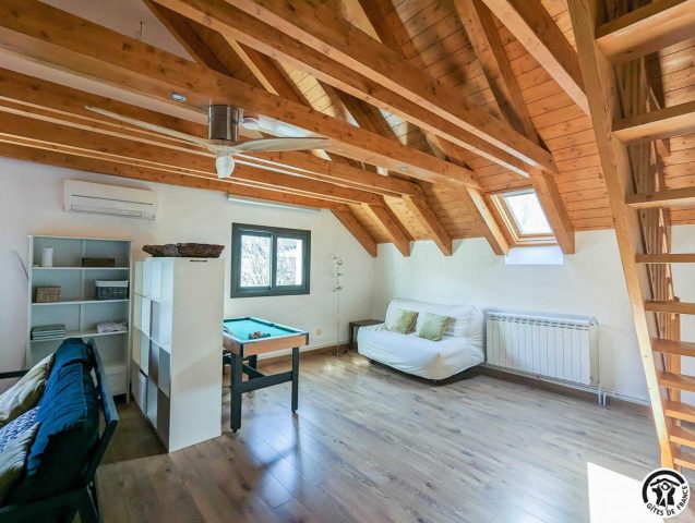 31G101360-aa89eea3ce3c430c82bfd1bd6fa33d92