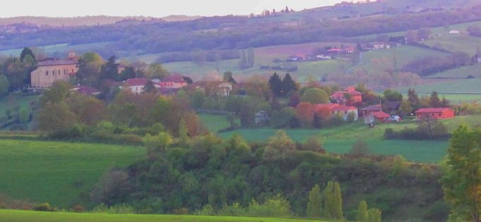 31G101370-5028b53ca8d24137914c95e31f3cbf44