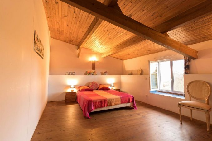 31G101370-666e435ba953421585235fc5c9e9e046