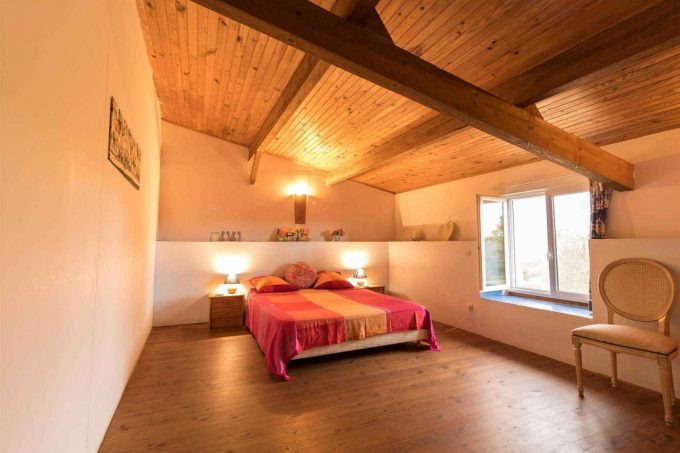 31G101370-d83548f404b84f8cbee665c7e482a3bf