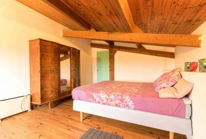 31G101370-fb5f31c23f8d4797ae87d2c4cdc893b7