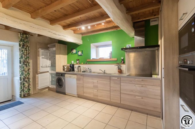 31G101371-58f45dab2aeb453ab3f9ecb8e1100136