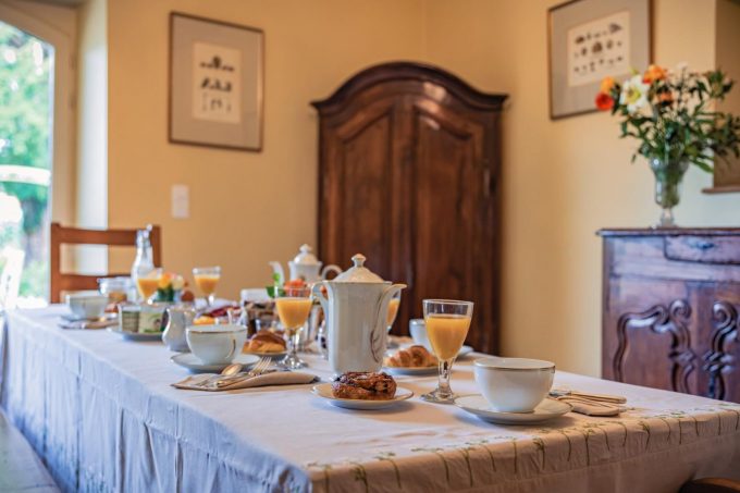 31G101373-fe0b18cbe07344c782ae216c478d5419