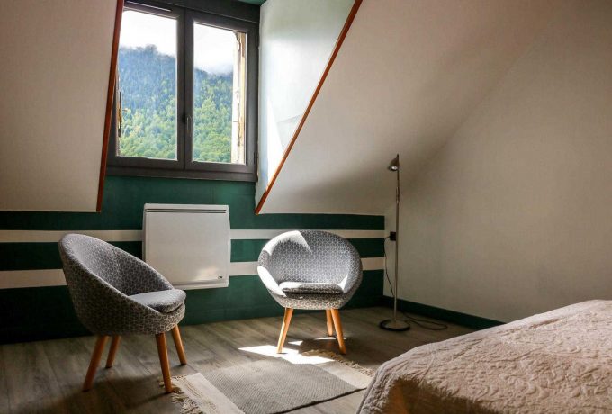 31G101380-1389b6e9dc7f4816ac43325bbdce5280