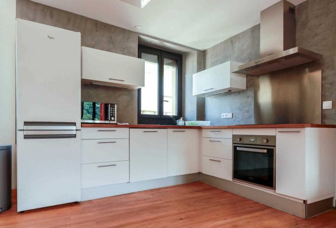 31G101380-c1ed401500e040d5becb3560271e3574