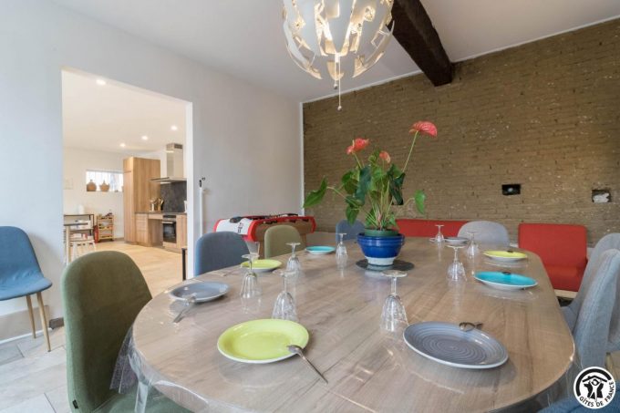 31G101381-0855ed6bf3734c00a398a3e16d79aa21