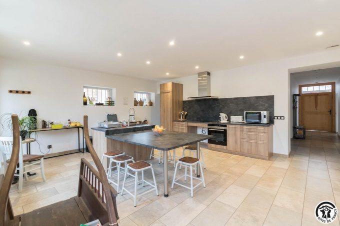 31G101381-1ab913c7364542f38555c7d304585caf