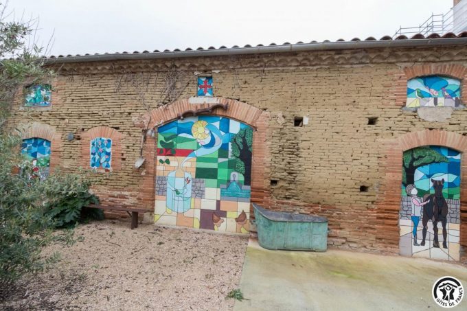 31G101381-21975ccac6dd4b4ca04442594dc809b3