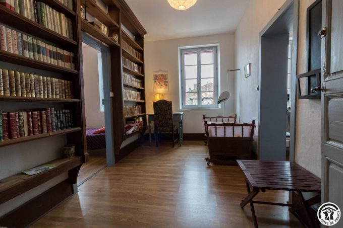 31G101381-a4238ff5a96d43b0880eaea3d905529d